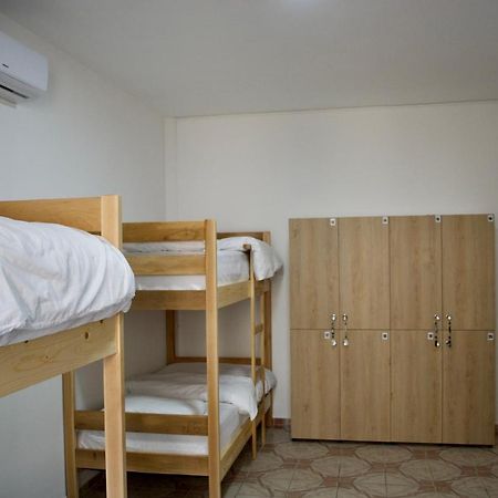 Me & You Hostel Tirana Exterior photo